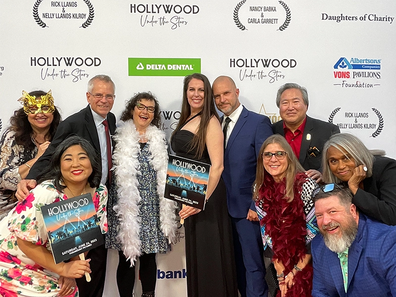 group-photo-hollywood-under-the-stars
