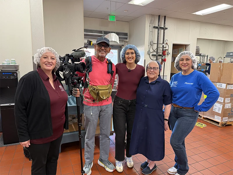 svmow-kitchen-news-crew