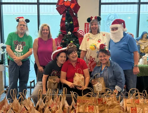 Holiday Gift Bag Packing