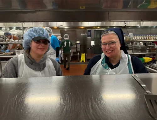 Ralphs Grocery Company and Food 4 Less/Foods Co. Make Generous Donation